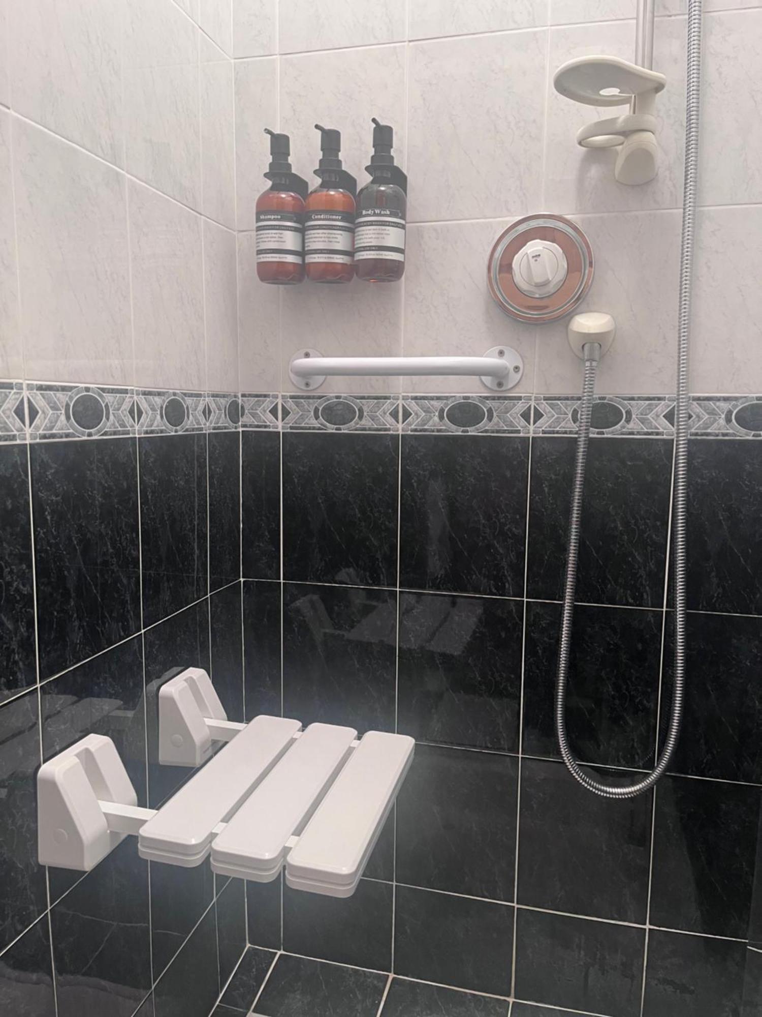 The Lodge Self Catering Castlerea Exteriér fotografie
